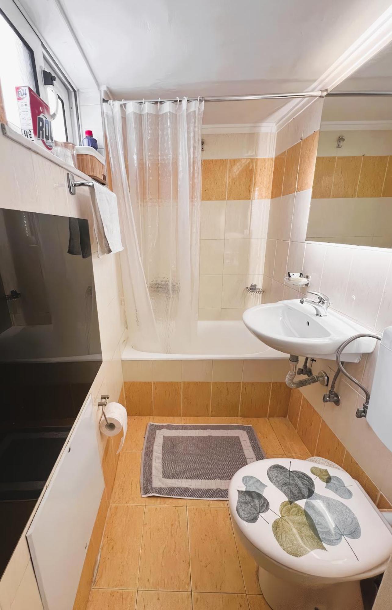 2 Bedrooms Center Apart Patras Ngoại thất bức ảnh